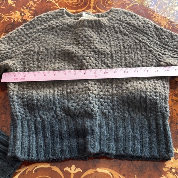 BIRD by JUICY COUTURE szS wool & rabbit button back crop cardigan sweater ombré - Picture 4 of 6